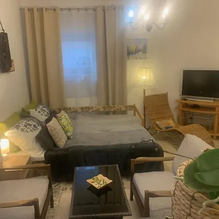 Samostatné Family V Suteréne S Terasou A Záhradou Apartmán