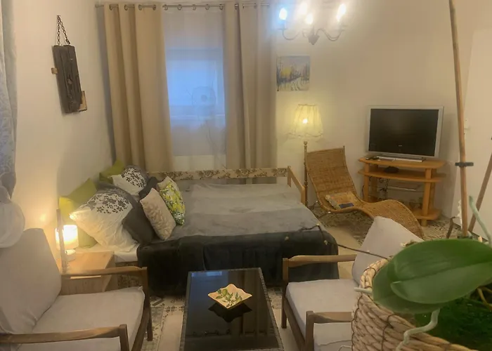 Samostatne Family V Suterene S Terasou A Zahradou Appartement