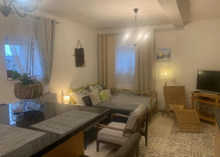 Appartement Samostatne Family V Suterene S Terasou A Zahradou